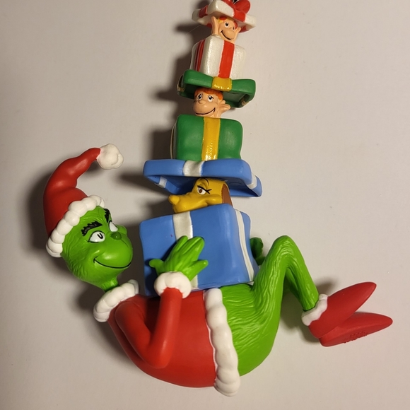 How the Grinch Stole Christmas - Keepsake Ornament - Picture 17 of 17